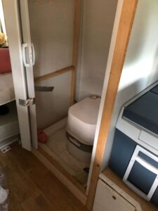 9ae328f8-c9b9-4227-a40c-b90b3284e49d